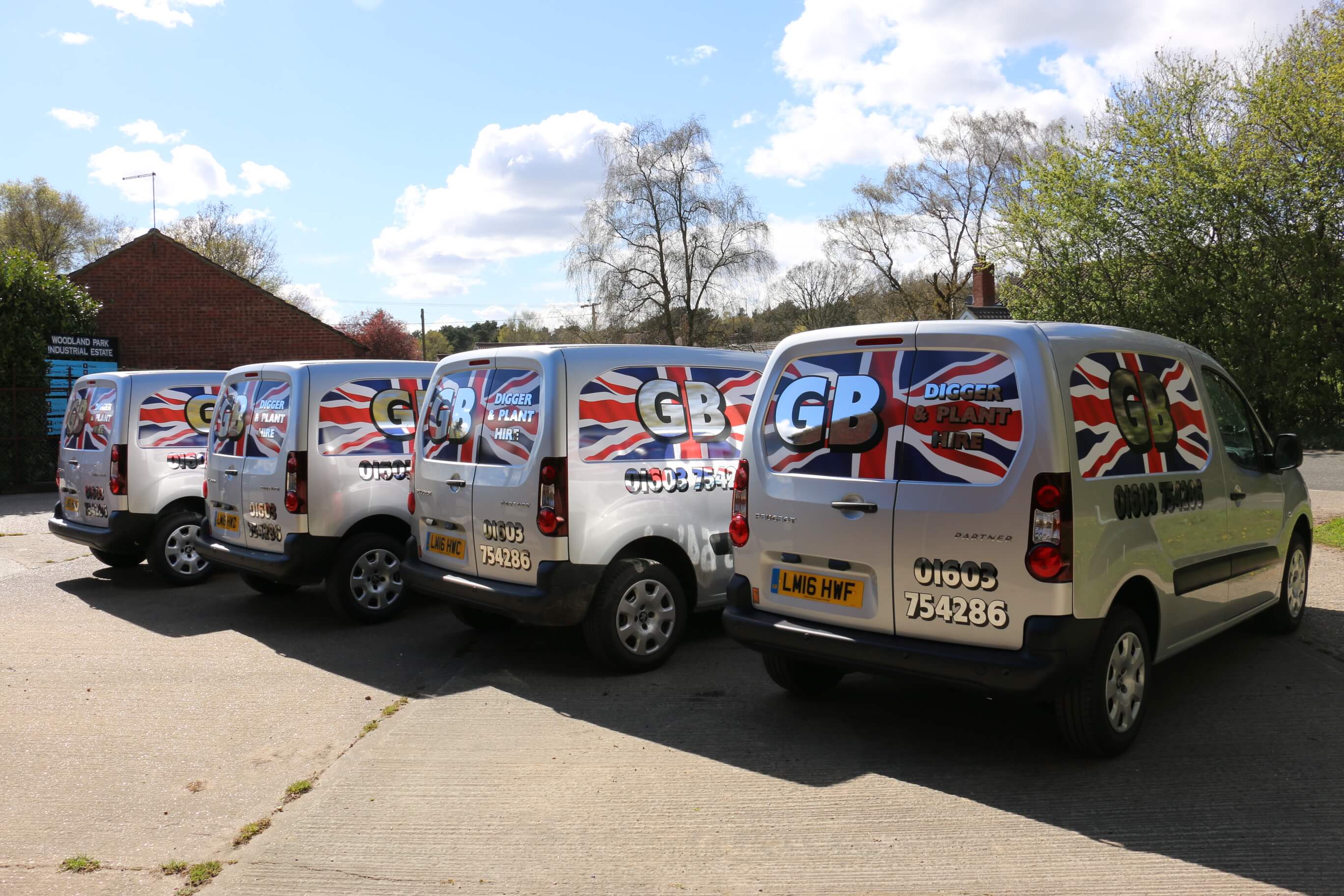 Soanes Signs of Norwich - Vehicle Graphics - Work Example 47